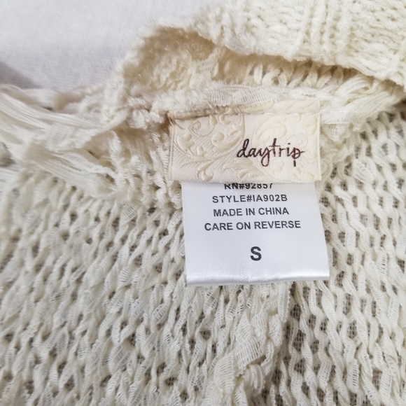 Daytrip Women's Size Small Ivory Open Weave Ladder Back Cardigan Mid Length - Picture 10 of 15